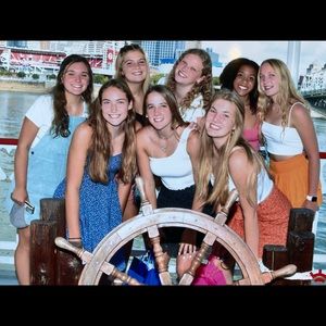 Meet your Posher, Bailey